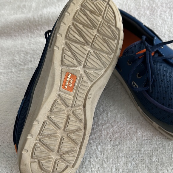 Soft Science size 16 lace up shoes - Picture 3 of 6